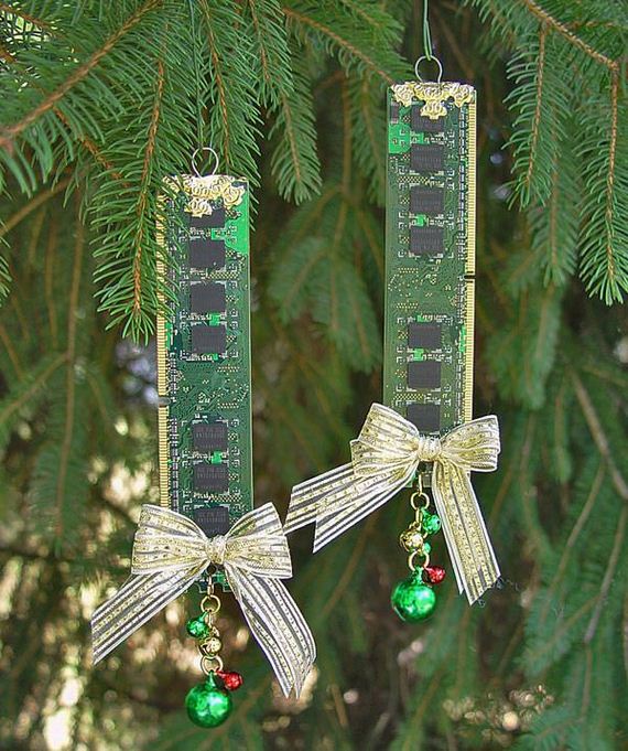 35-Christmas-Ornaments