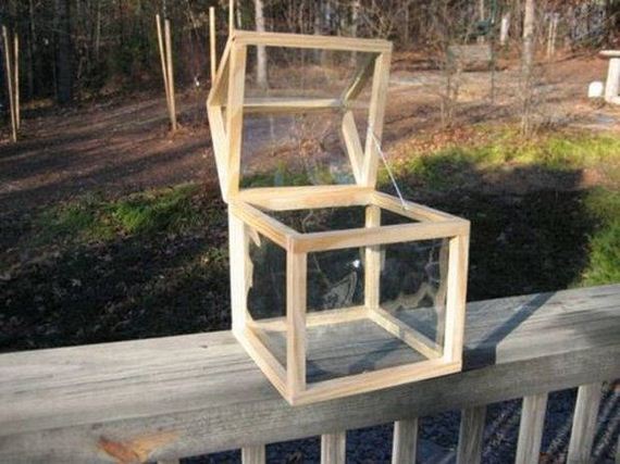 02-Great-DIY-Greenhouse-Projects