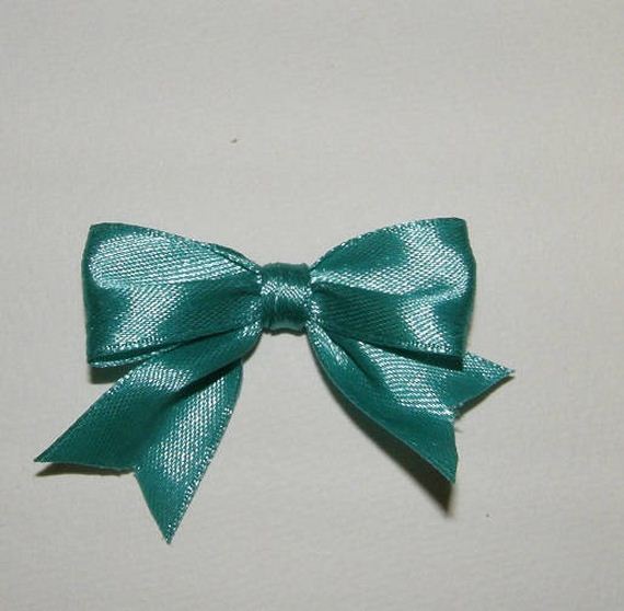 14-diy-gift-bows