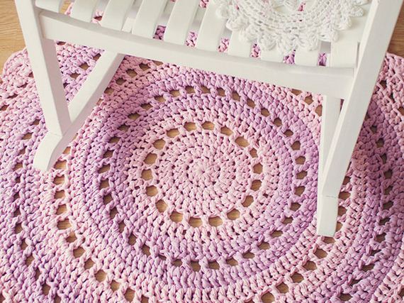 11-Awesome-DIY-Rugs-to-Brighten-up-Your-Home