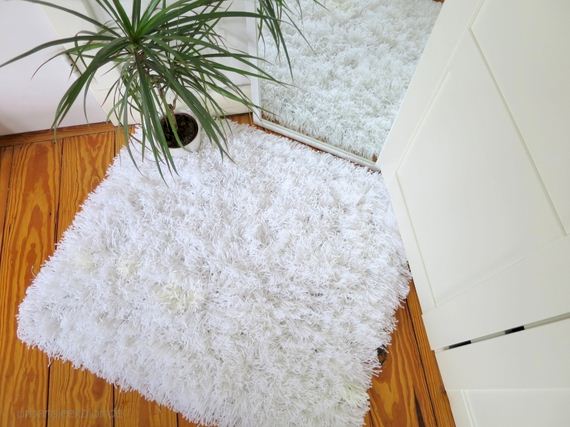 12-Awesome-DIY-Rugs-to-Brighten-up-Your-Home