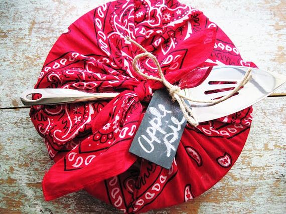 14-Creative-Things-to-Do-with-Bandanas