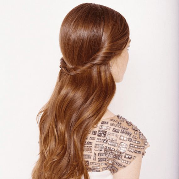 18-Incredibly-Easy-But-Fabulous-DIY-Hairstyle-Ideas