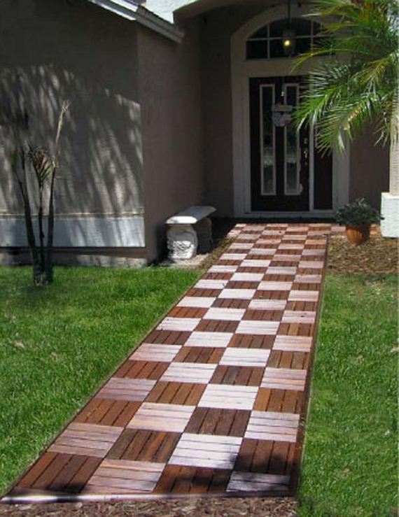 04-decorate-outdoor-space-with-wooden-tiles