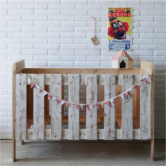15-Baby-cradle-and-side-rocking