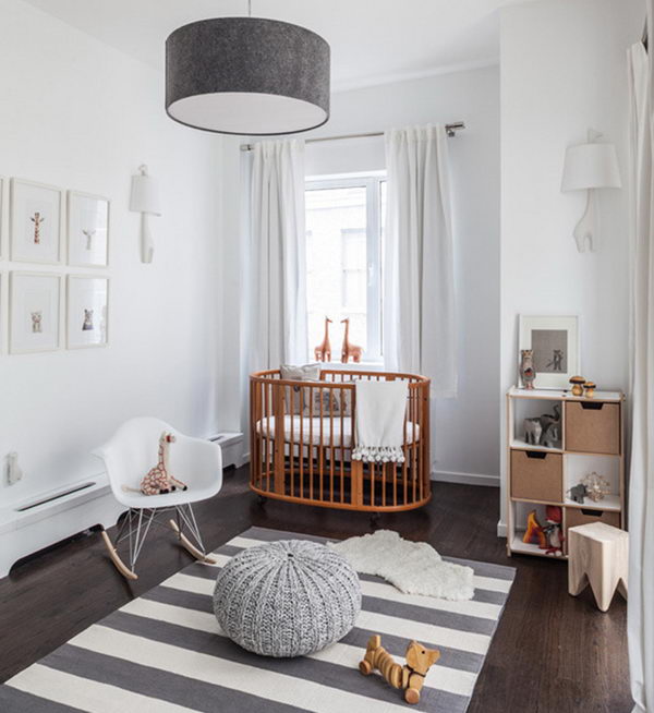 5-nursery-in-white-and-natural-wood