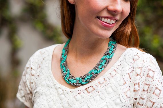 01-Beautifully-Colorful-DIY-Necklaces