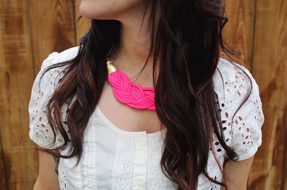12-Beautifully-Colorful-DIY-Necklaces