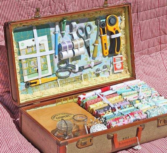 22-Vintage-Suitcases
