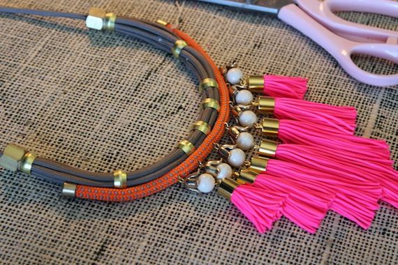 23-Beautifully-Colorful-DIY-Necklaces