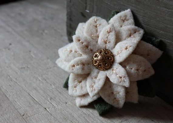 04-flower-brooches