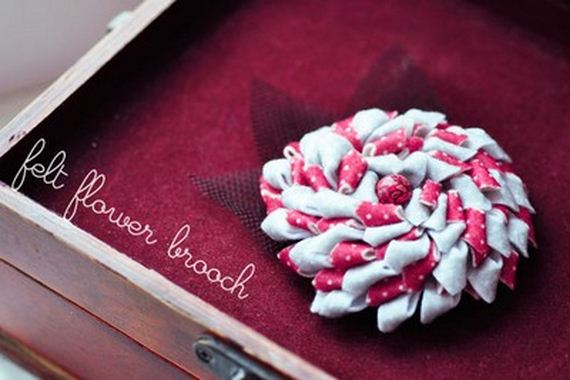 15-flower-brooches