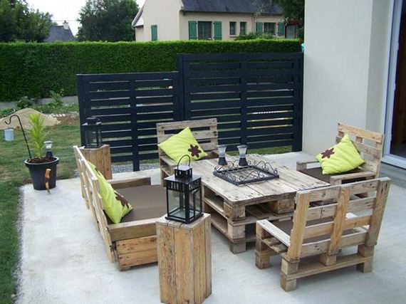 19-Outdoor-Pallet-Furniture-Designs