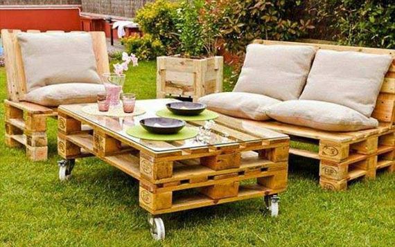 27-Outdoor-Pallet-Furniture-Designs