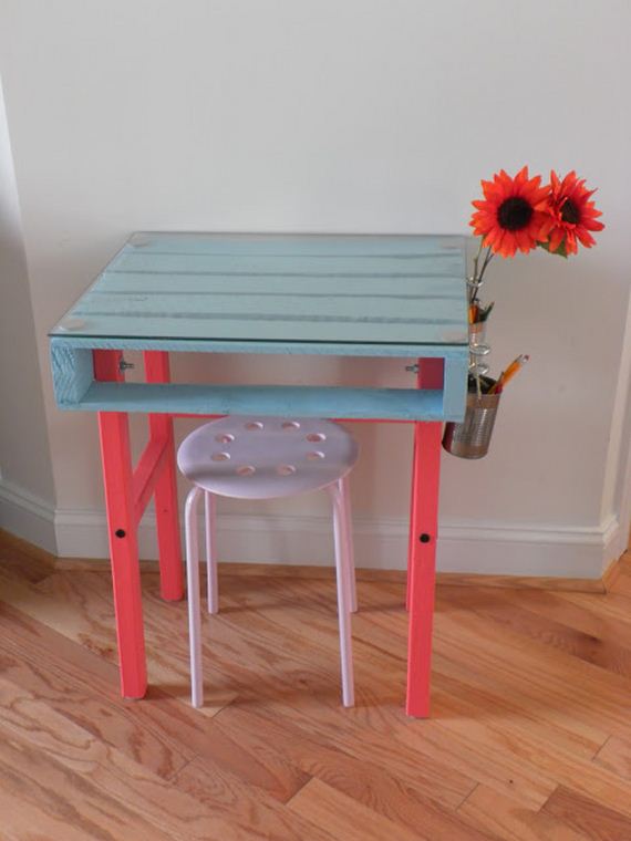 22-diy-farmhouse-desk