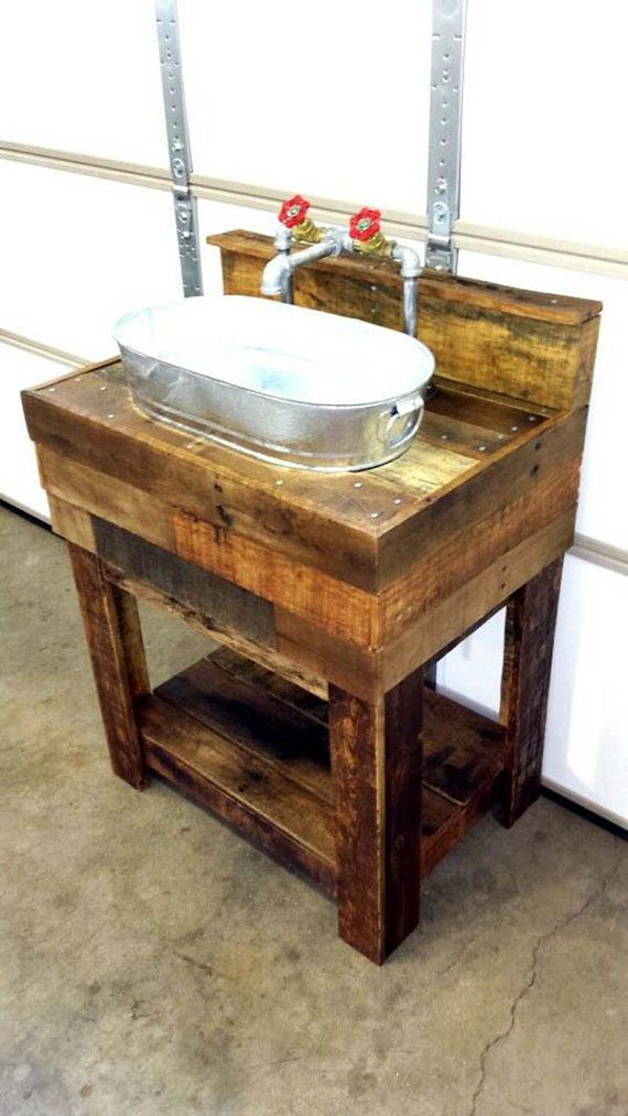04-bathroom-pallet-projects-woohome