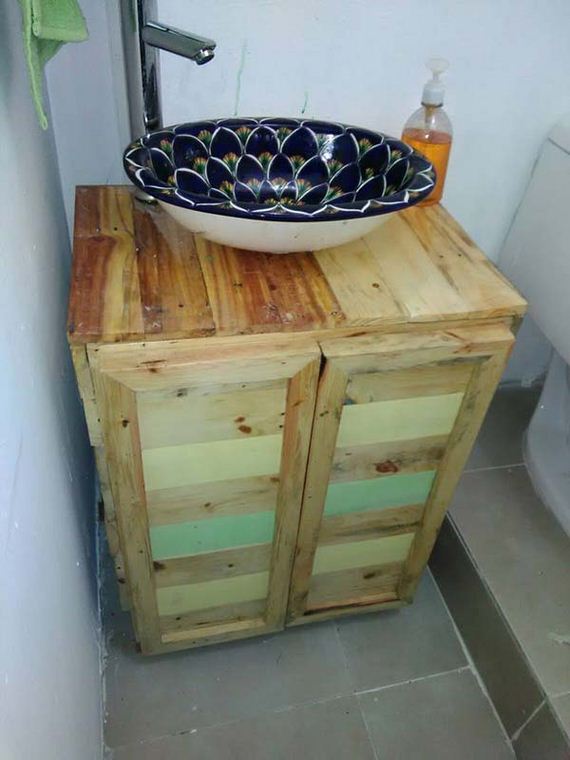20-bathroom-pallet-projects-woohome