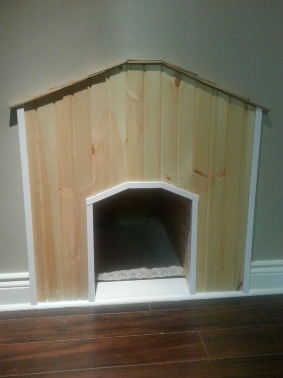 09-Dog-Houses