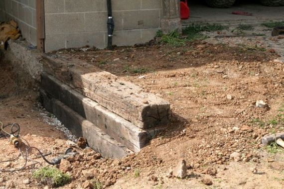 05-diy-retaining-walls