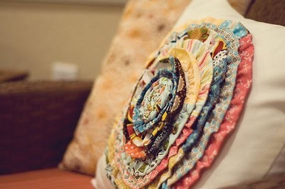 10-Colorful-Ways-To-Use-Up-Fabric-Scraps