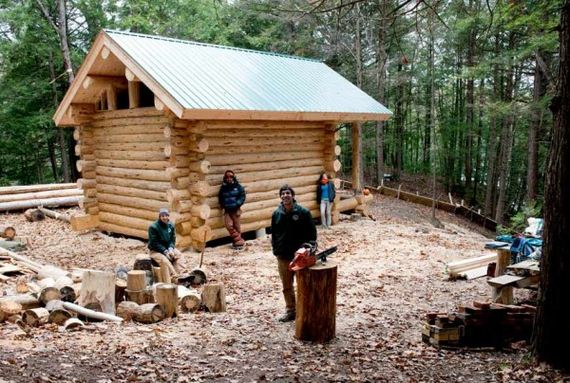 11-diy-log-cabin