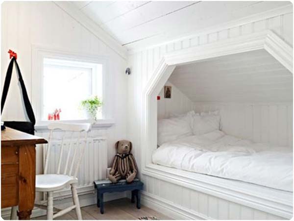 Built-in-bed-in-a-little-ones-room-11