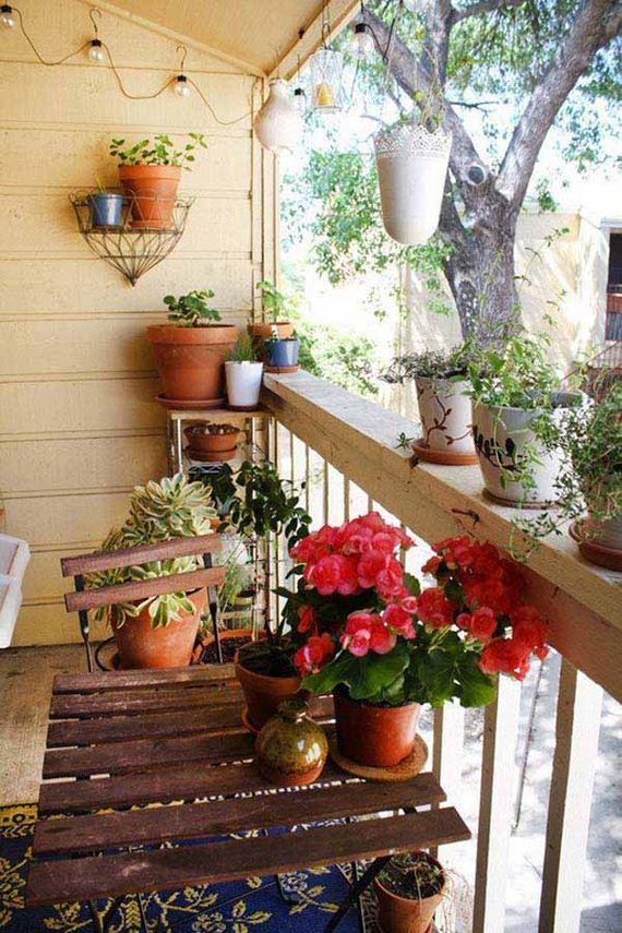 03-Small-Balcony-Garden-ideas