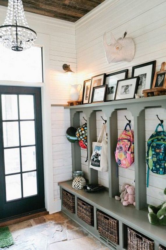 24-rustic-entryway-decorations