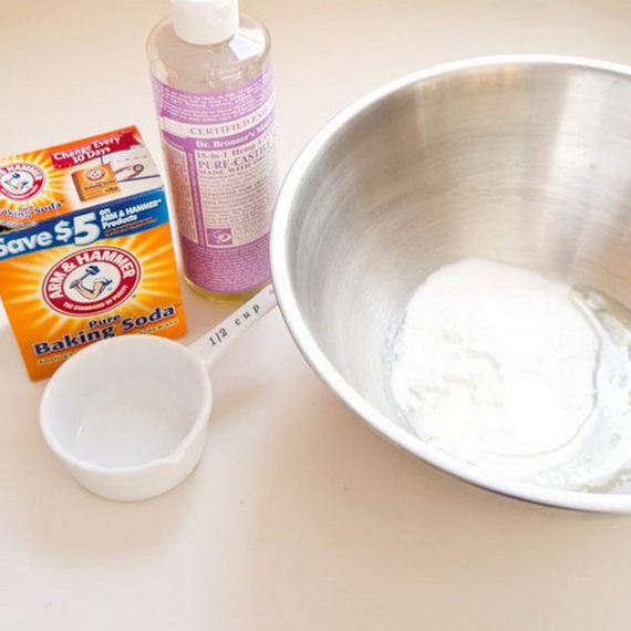 27-homemade-cleaning-products