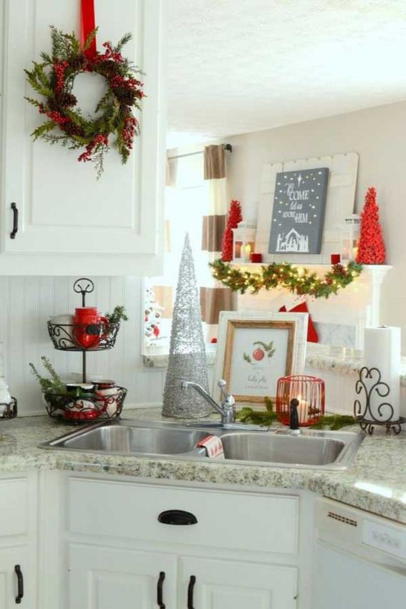 17-put-christmas-spirit-in-kitchen