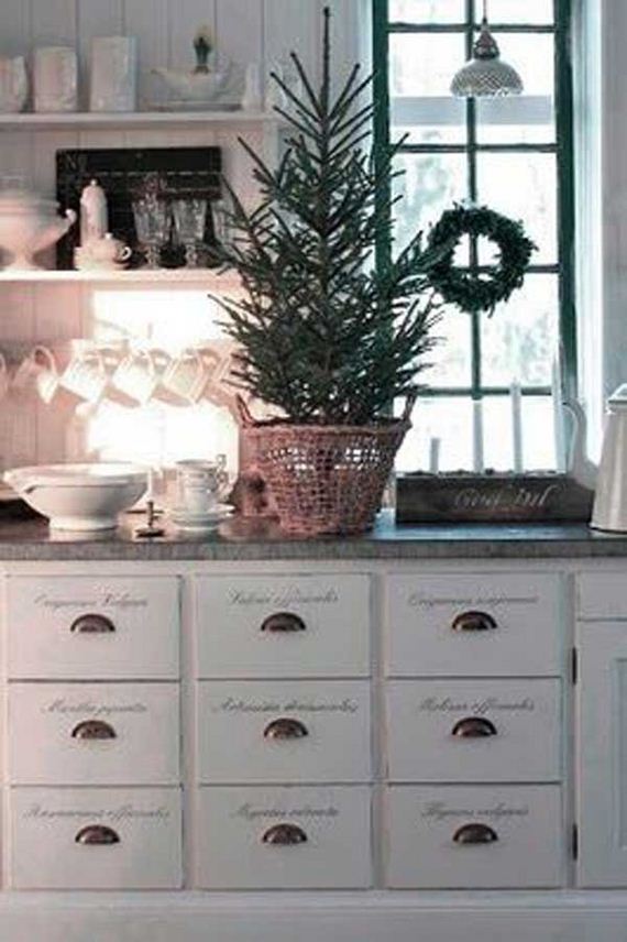 27-put-christmas-spirit-in-kitchen