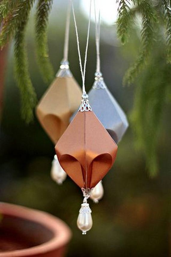 37-diy-white-tree-ornaments