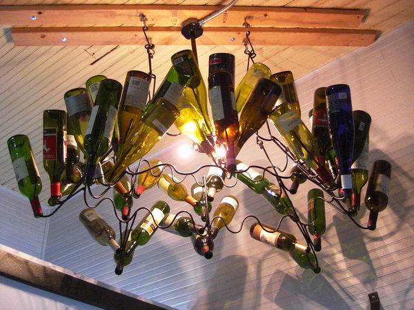 20-chandelier-at-pinots