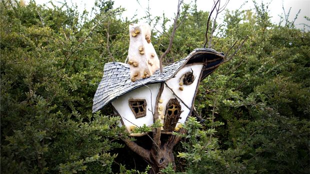 DIY Fairy Garden Tree House