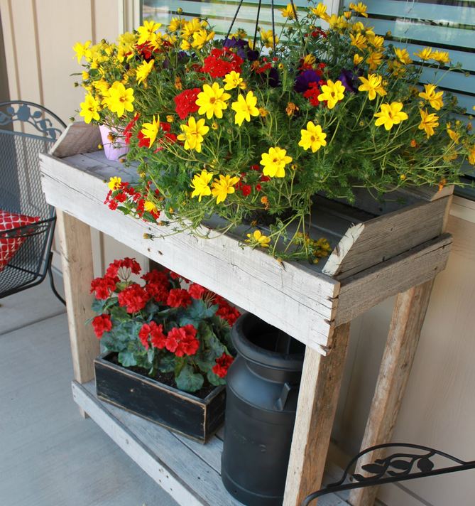 Amazing Garden Potting Table Ideas