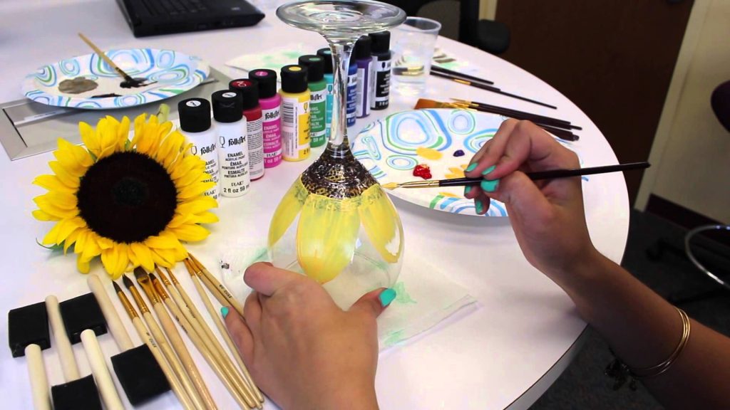 Awesome Painted Wine Glass Projects