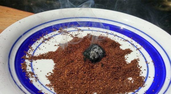 How To Keep Mosquitoes Away By Burning Coffee Grounds