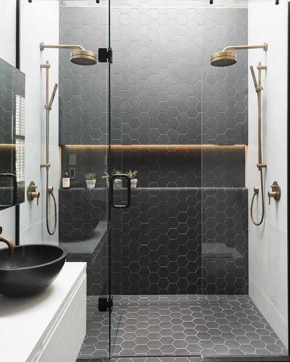 Unique Eye-Catching Bathroom Tile Idea