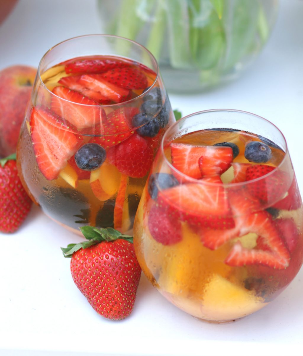 14 Delicious Sangria Recipes