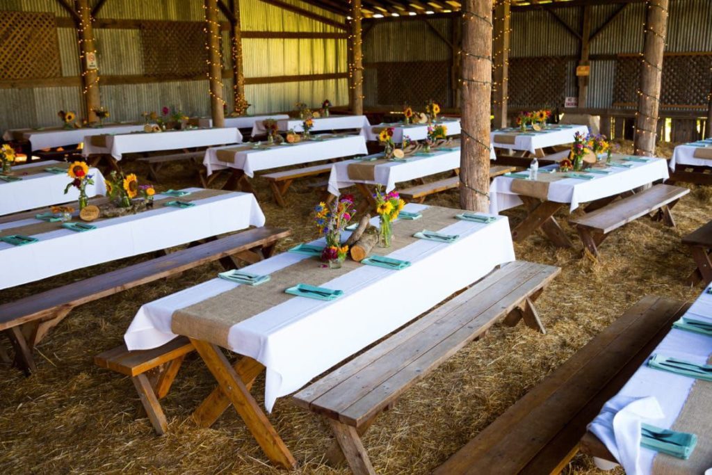 14 Summertime Barn Wedding DIYs