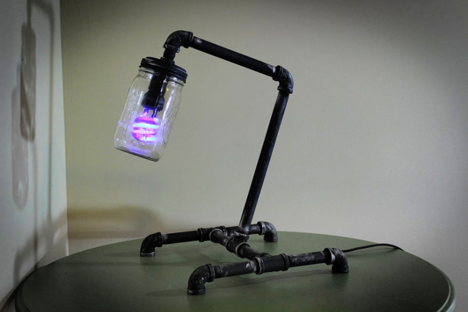 10 Amazing DIY Mason Jar Lamp Ideas