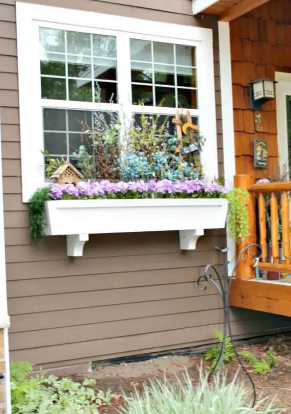 14 Amazing DIY Window Planter Box Ideas