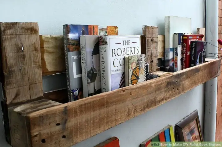 20+ Amazing DIY Pallet Shelves Ideas