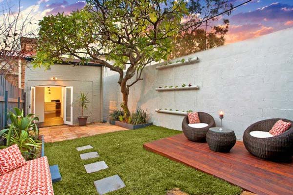 20 Awesome Small Backyard Ideas