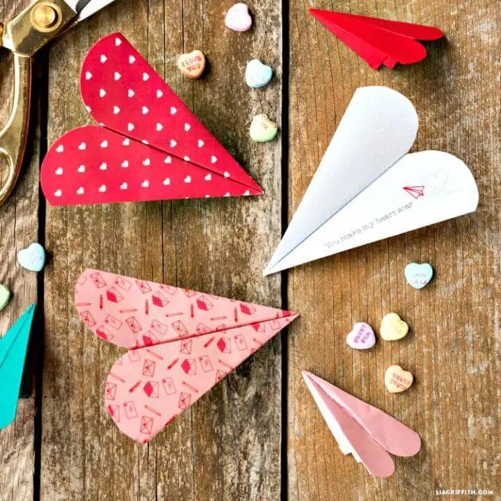 14 Amazing DIY Paper Airplane Ideas