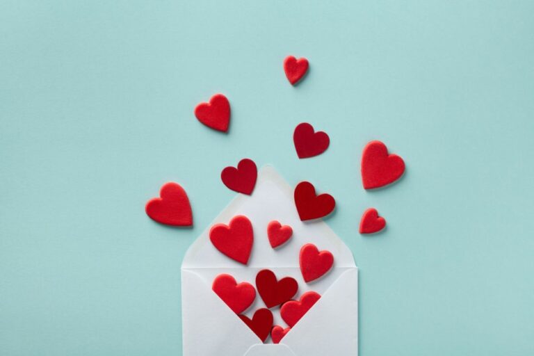 20+ Amazing Valentine’s Day Crafts For Adults