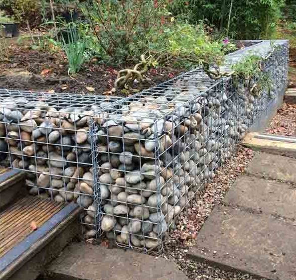 20 Tips For A Successful DIY Retaining Wall