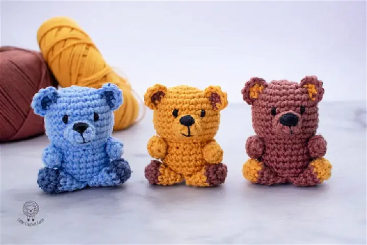 Create Adorable Bears: 25 Crochet Patterns For Teddy Bears
